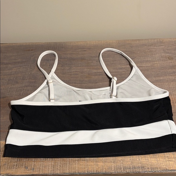 Beach Riot Eva Colorblock Rib Bikini Top - Picture 7 of 7